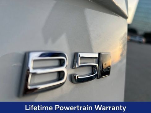 Certified 2025 Volvo XC90 B5 Plus w/ Protection Package Premier AWD/4WD image 26