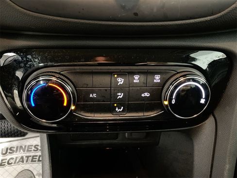 Used 2023 Buick Encore GX Preferred image 18