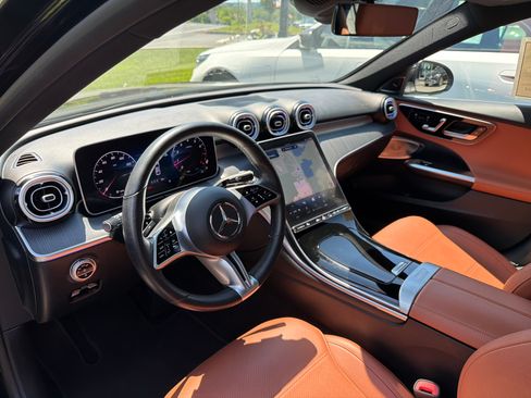 Certified 2025 Mercedes-Benz C 300 4MATIC Sedan w/ Exclusive Trim Package image 9