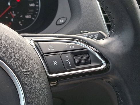 Used 2018 Audi Q3 2.0T Premium w/ Convenience Package image 25