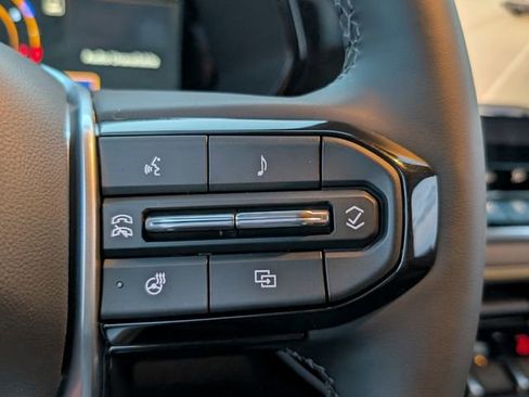 New 2026 Chevrolet Colorado ZR2 AWD/4WD image 14