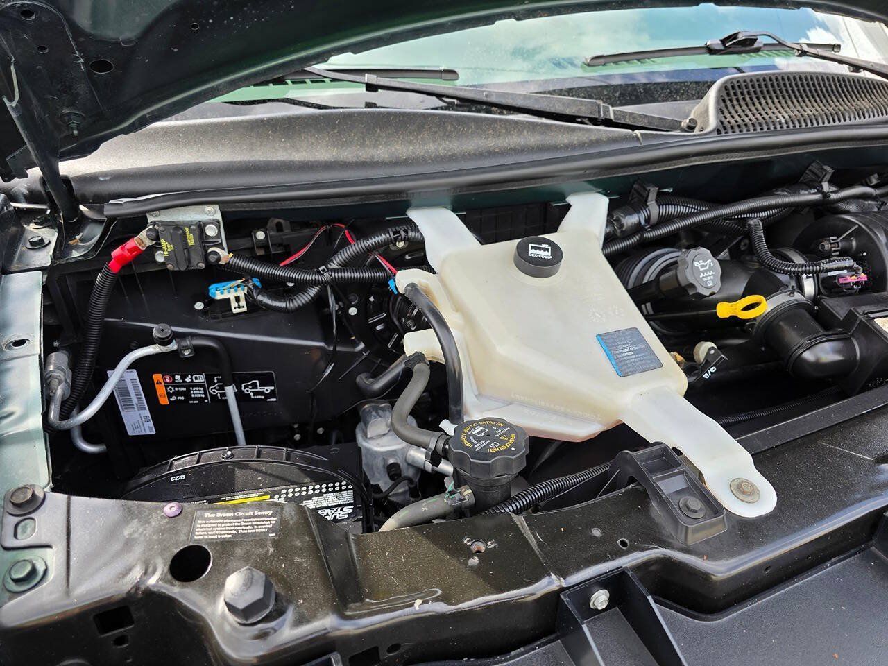 Used 2011 Chevrolet Express 3500 LS RWD image 23