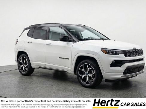 Used 2025 Jeep Compass Limited AWD/4WD image 1