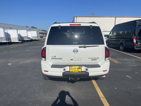 Used 2014 Nissan Armada Platinum w/ Platinum Reserve Package AWD/4WD image 7