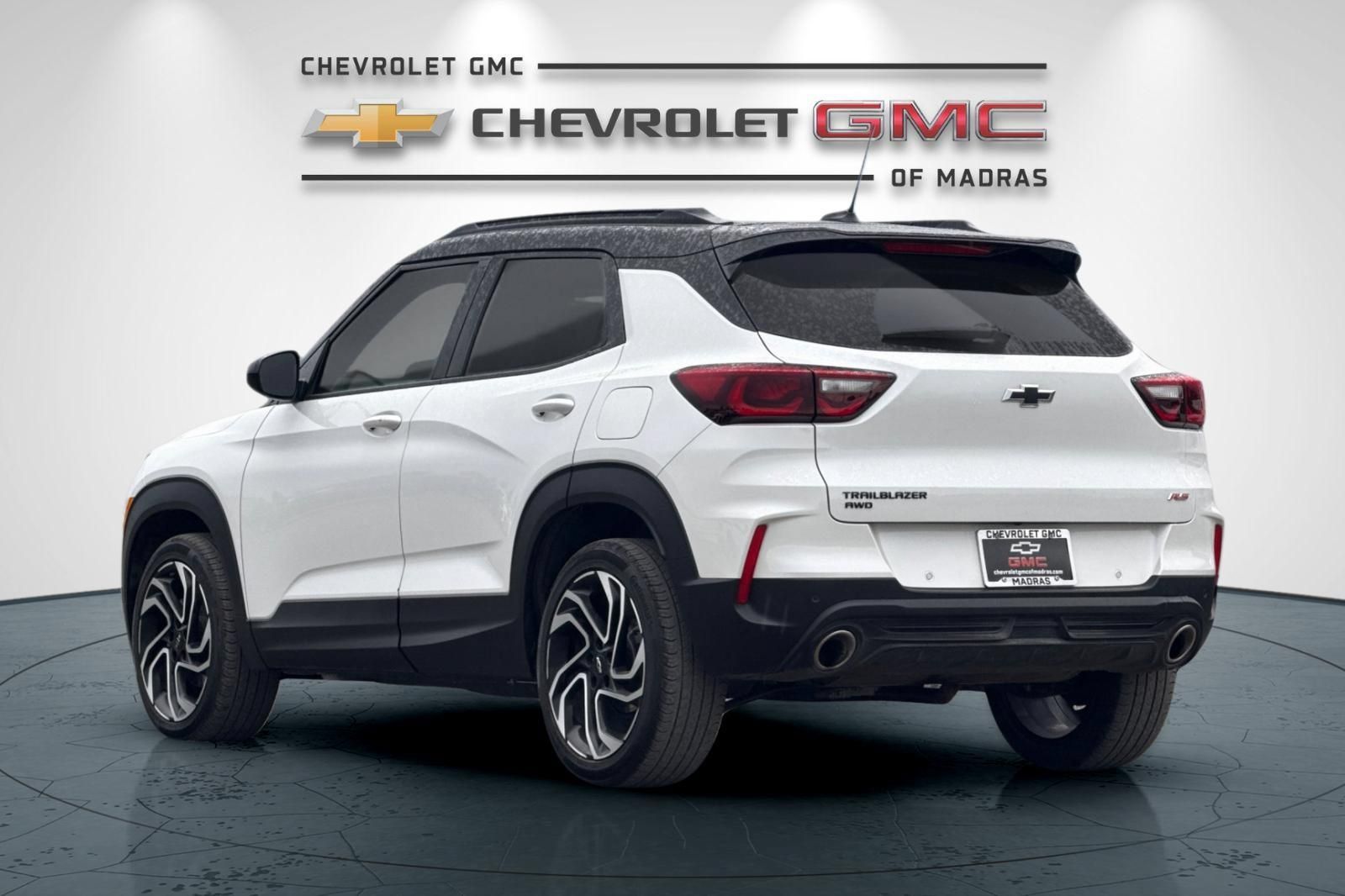 Used 2026 Chevrolet TrailBlazer RS w/ Convenience Package AWD/4WD image 5