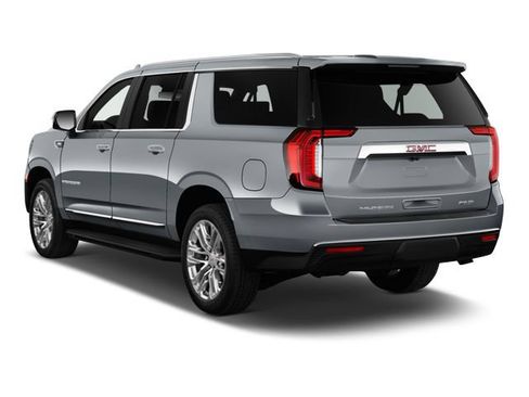 Used 2023 GMC Yukon XL SLT w/ SLT Premium Package AWD/4WD image 2