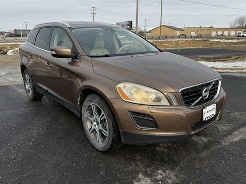 Used 2011 Volvo XC60 T6 image 33