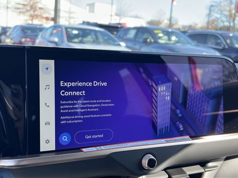 New 2025 Toyota Crown Signia image 15