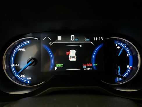 Used 2025 Toyota RAV4 XLE image 10