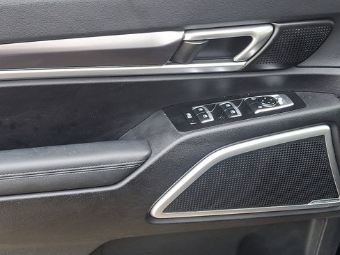 Certified 2023 Kia Telluride S w/ S Sunroof Package image 12