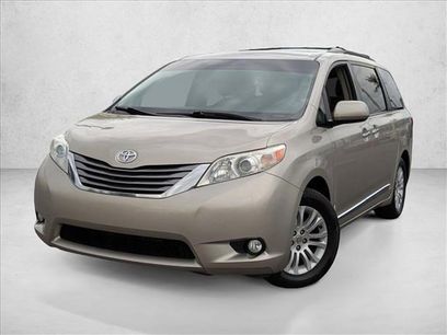 Used 2016 Toyota Sienna XLE