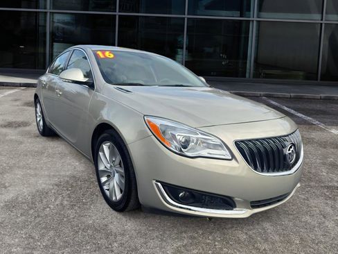 Used 2016 Buick Regal Turbo image 3