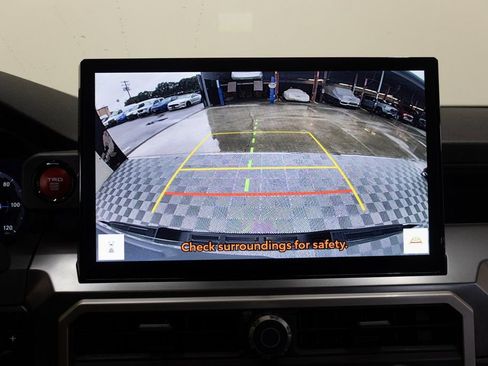 Used 2024 Toyota Tacoma TRD Off-Road w/ TRD Off Road Upgrade Package image 32