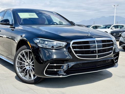 New 2026 Mercedes-Benz S 580 4MATIC Sedan image 3