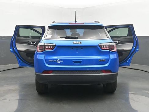 Used 2024 Jeep Compass Latitude AWD/4WD image 54