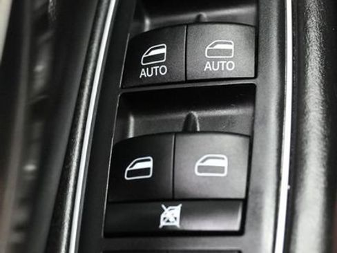 Used 2021 RAM 1500 Limited AWD/4WD image 21