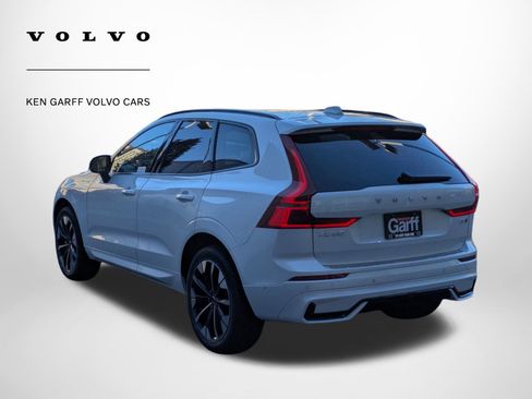 New 2026 Volvo XC60 B5 Plus w/ Climate Package image 5