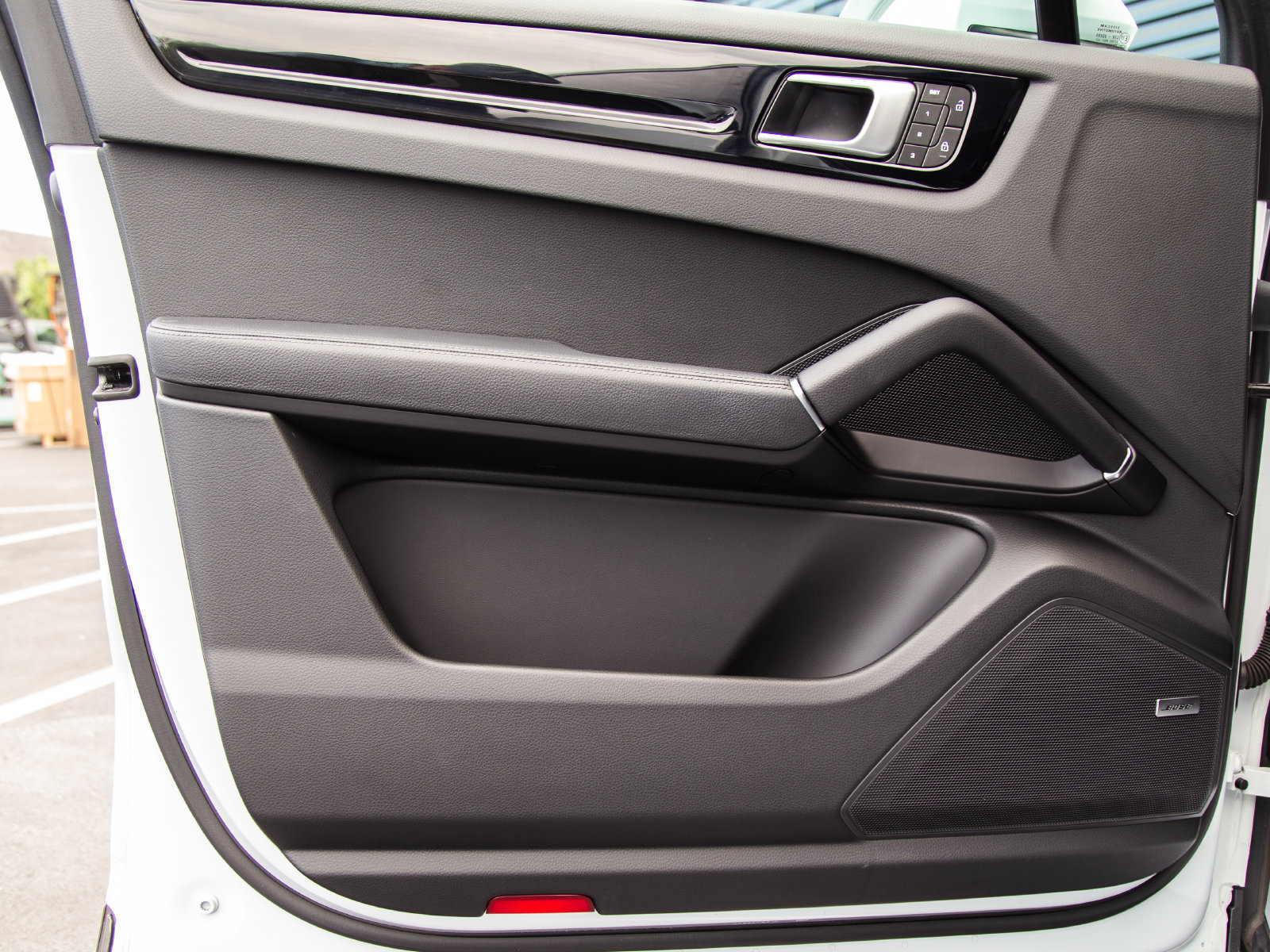 Certified 2023 Porsche Cayenne Platinum Edition AWD/4WD image 14