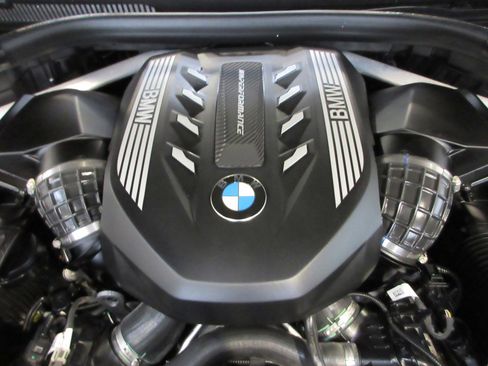 Used 2020 BMW X7 M50i image 40