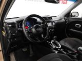 Used 2016 Kia Soul w/ Convenience Package image 3