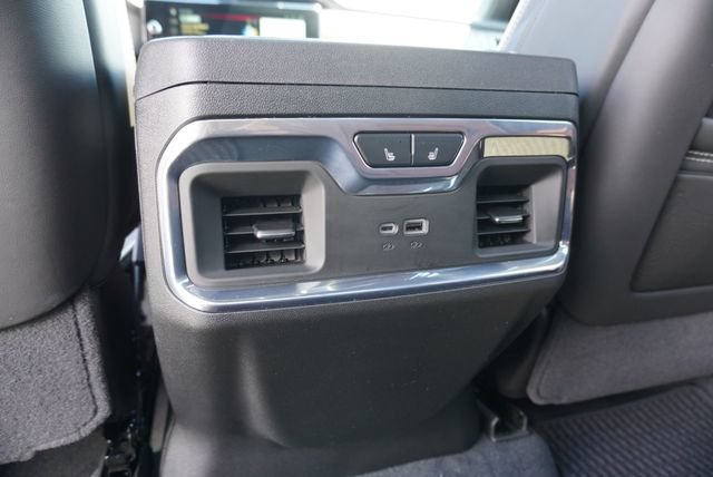 Used 2025 GMC Sierra 2500 Denali Ultimate AWD/4WD image 50
