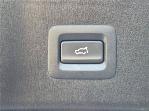 Used 2017 MAZDA CX-5 Touring w/ Preferred Equipment Package FWD image 15