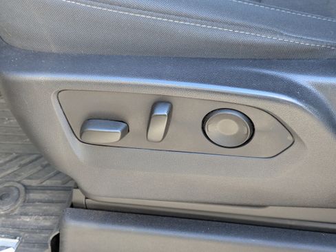 Used 2023 Chevrolet Silverado 1500 LT Trail Boss w/ Protection Package image 11