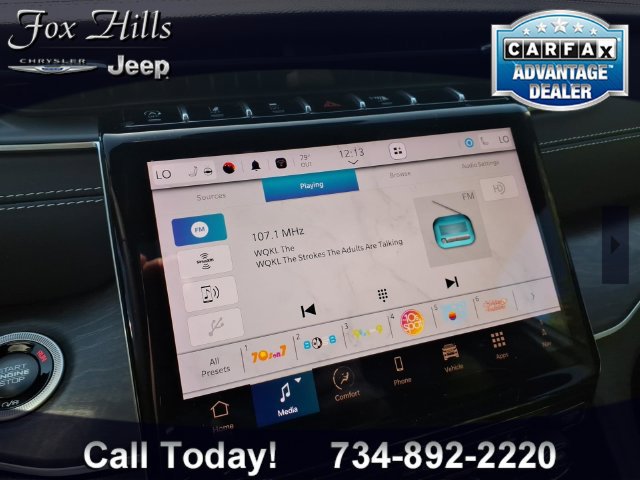 Certified 2025 Jeep Grand Cherokee L Limited w/ Black Appearance Package AWD/4WD image 22