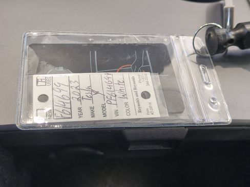 Used 2023 Tesla Model Y Long Range image 31