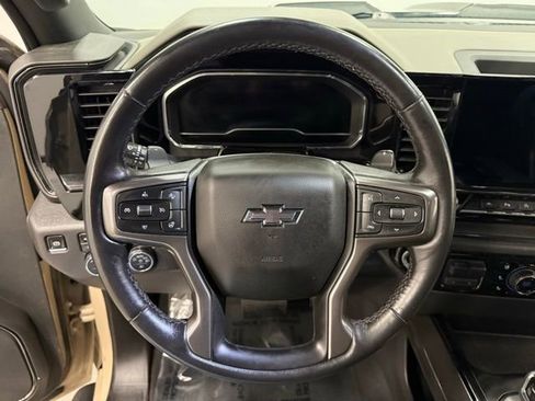 Used 2022 Chevrolet Silverado 1500 ZR2 image 22