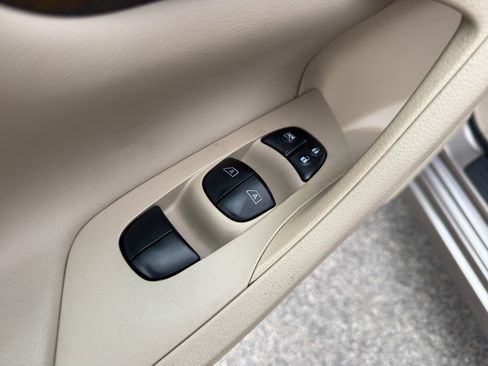 Used 2014 Nissan Altima 2.5 SL FWD image 12