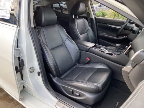 Used 2018 Nissan Maxima 3.5 SL image 19