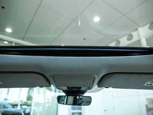 Used 2025 Honda Odyssey EX-L image 19