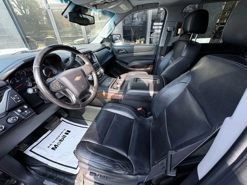 Used 2015 Chevrolet Suburban LTZ image 11