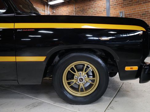 Used 1992 Dodge D/W Truck 150 image 16