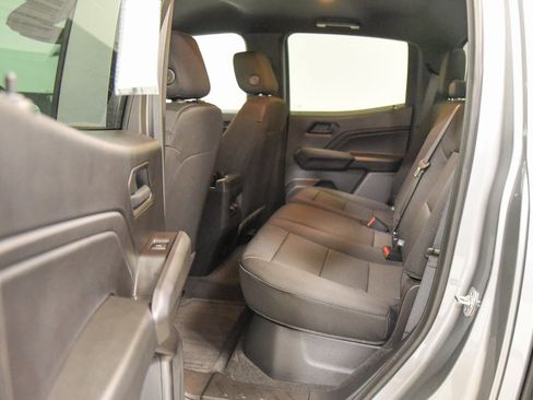 Used 2026 Chevrolet Colorado Trail Boss image 4