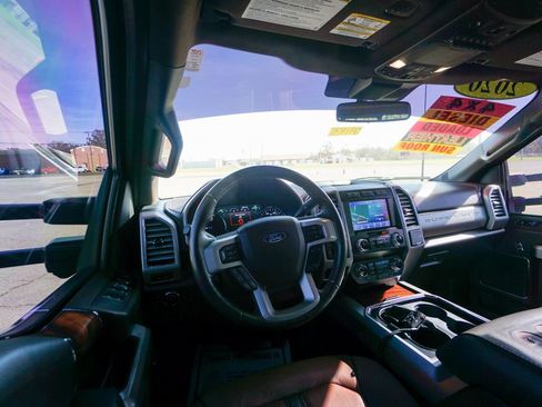 Used 2020 Ford F250 King Ranch w/ King Ranch Ultimate Package image 19