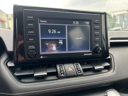 Certified 2021 Toyota RAV4 XLE Premium AWD/4WD image 21