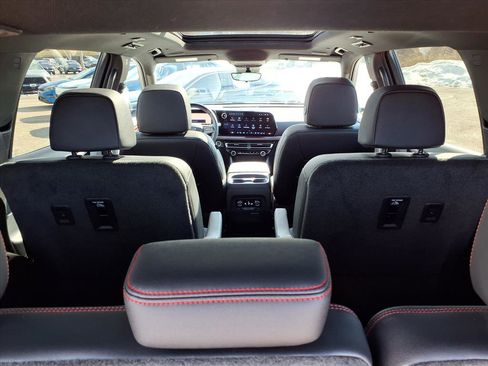 Used 2024 Chevrolet Traverse RS w/ LPO, Floor Liner Package image 36