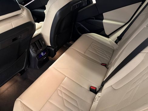 Used 2025 BMW X3 xDrive30i w/ Convenience Package image 26