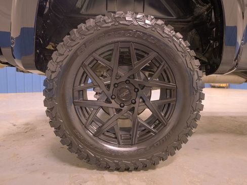 Used 2025 Chevrolet Silverado 1500 RST w/ Convenience Package II image 43