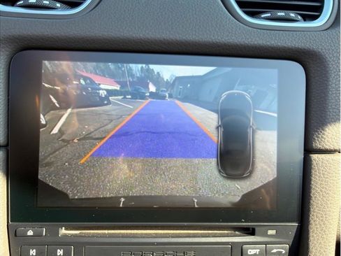 Used 2018 Porsche 718 Boxster Roadster 2D image 22