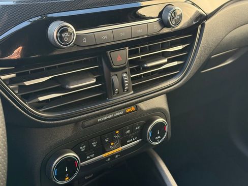 Used 2025 Ford Escape ST-Line image 16