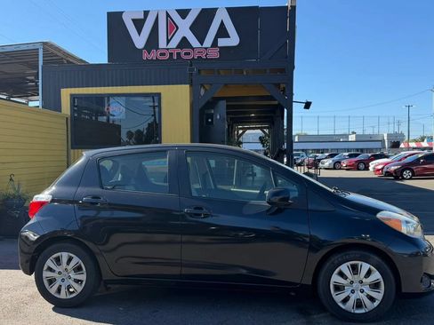 Used 2012 Toyota Yaris L FWD image 8