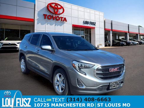 Used 2019 GMC Terrain SLE FWD image 1