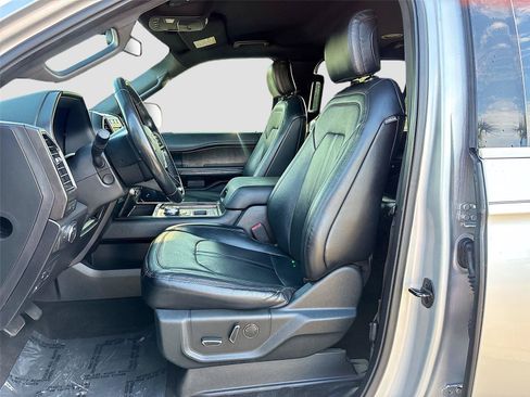 Used 2019 Ford Expedition Max Limited RWD image 22