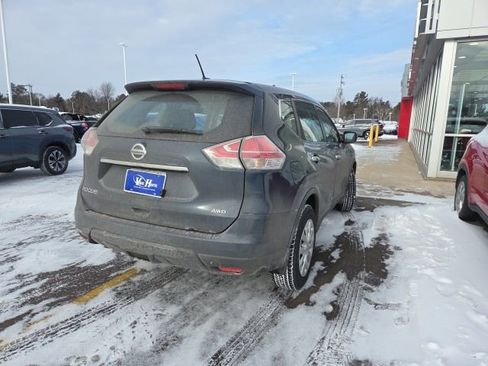 Used 2015 Nissan Rogue S image 3