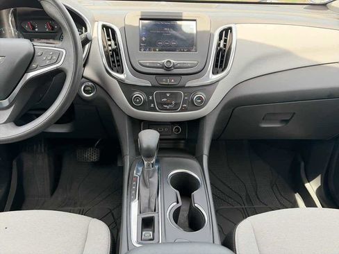 Used 2022 Chevrolet Equinox LS w/ LPO, Floor Liner Package FWD image 11