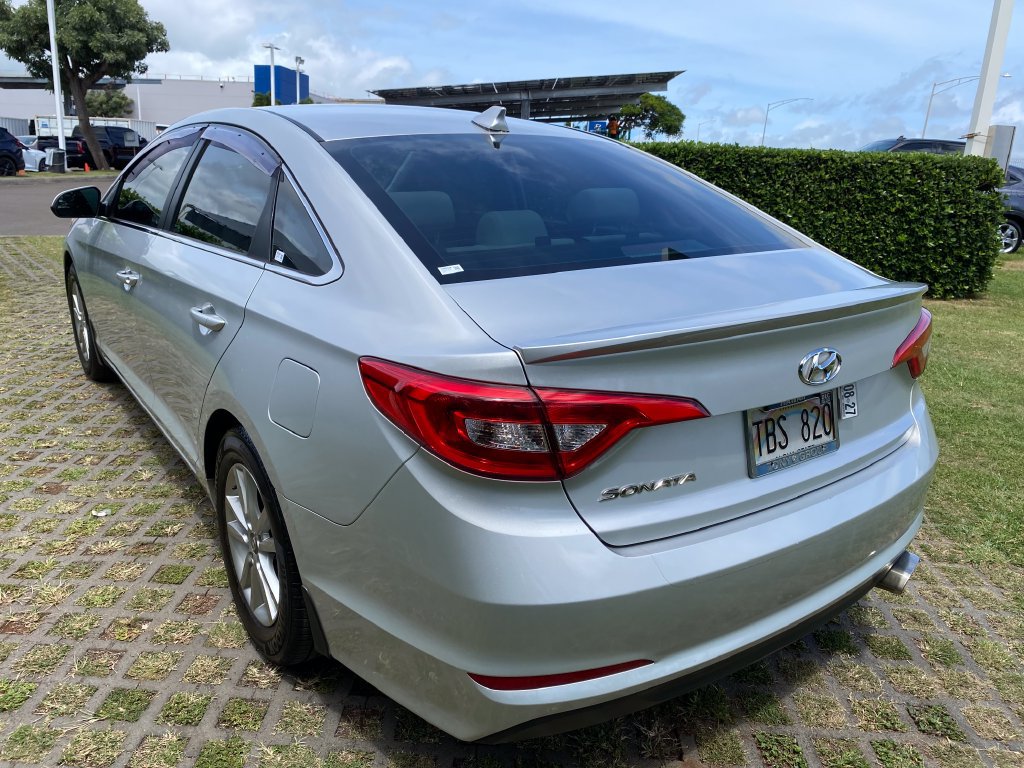 Used 2017 Hyundai Sonata SE FWD image 5