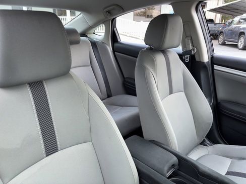 Used 2019 Honda Civic LX image 7